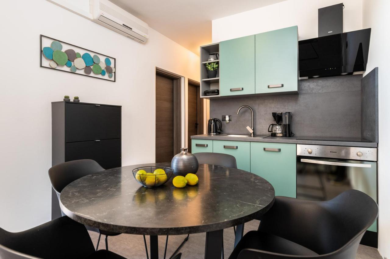 Apartments Valentino Рабац Екстер'єр фото